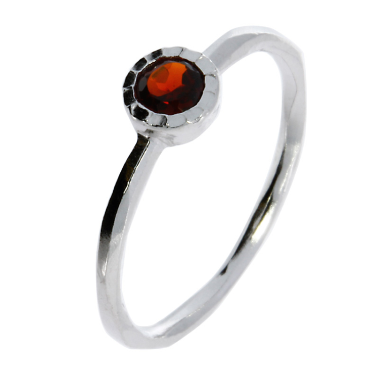 Ring Silber-rhod. Granat Ringweite 56